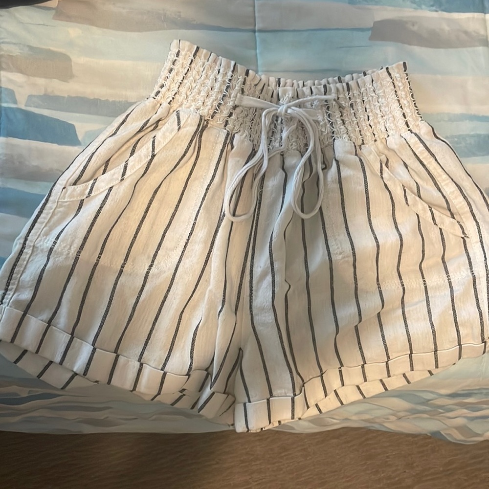 forever 21 shorts - size s